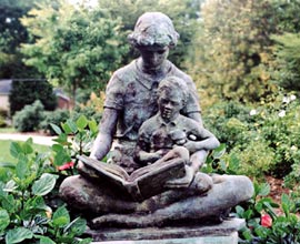 Statue-ChildReading