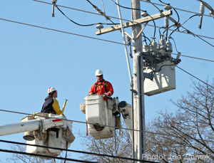 LineWorkers2