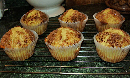 CinnamonSugarMuffins2