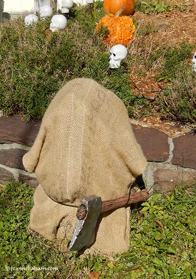 hallo16-headlessaxetroll2