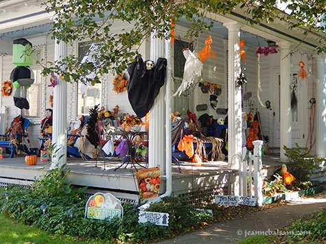 hallo16-lotsofstuff2